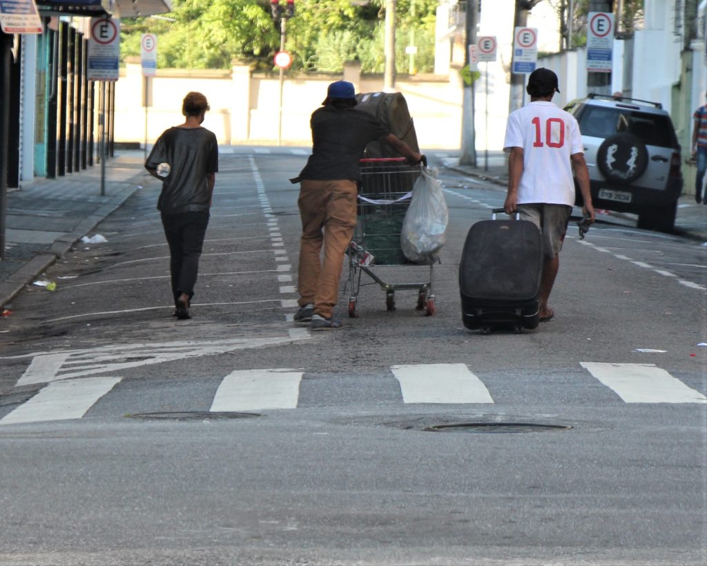 Pandemia da Covid-19 eleva pobreza e desigualdade