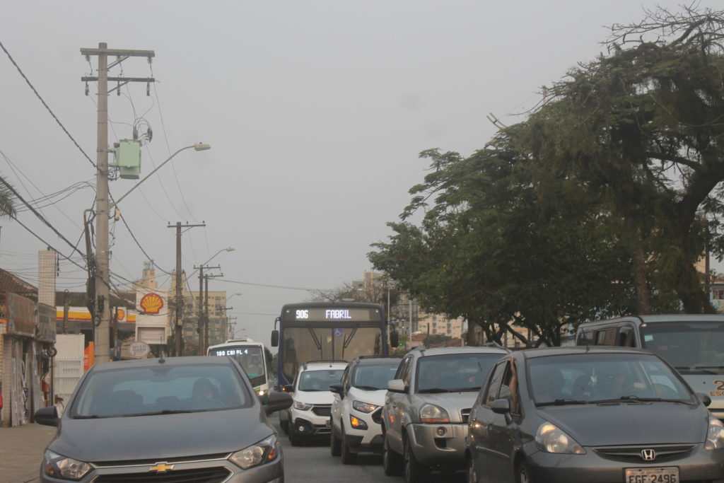 Obras do VLT avançam e afetam trânsito nas imediações da Rua Campos Melo