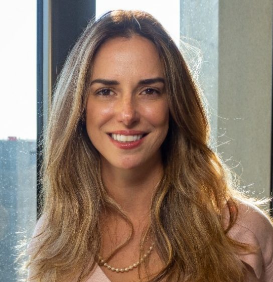Paula Hyppolito Oliveira