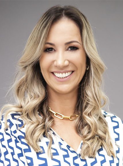  Shana Carolina Bertol