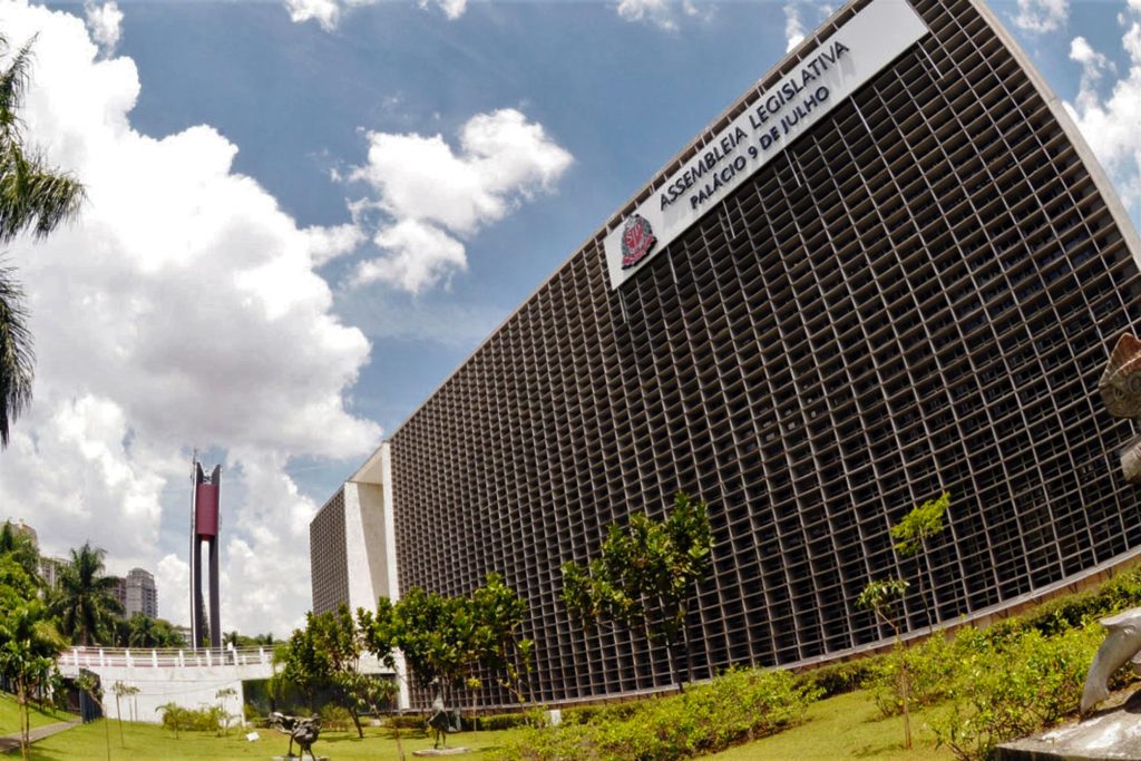 Deputados estaduais gastam R$ 31,7 milhões em verbas de gabinete em 2023