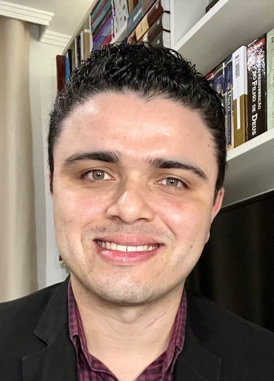 Gutierres Fernandes Siqueira