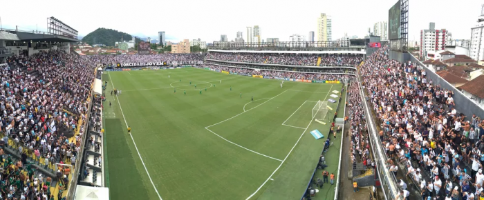 Final de jogo. O Santos é derrotado - Santos Futebol Clube