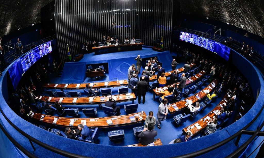 Câmara aprova urgência para projeto que equipara aborto a homicídio