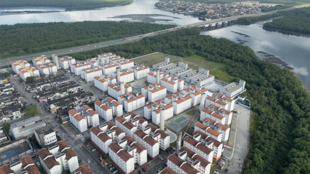 Mais 297 famílias santistas realizam sonho e já podem morar no Tancredo Neves 3