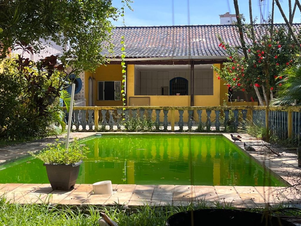 Moradores indignados pedem ajuda contra a dengue em Praia Grande