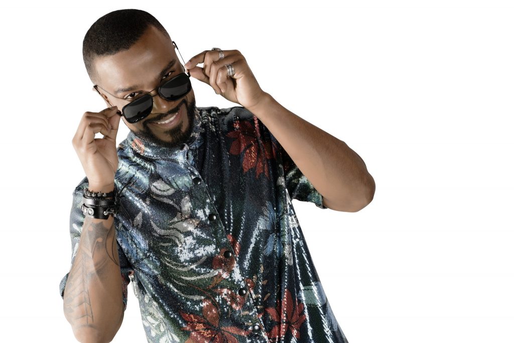 Alexandre Pires será atração do Baile Oficial de Guarujá