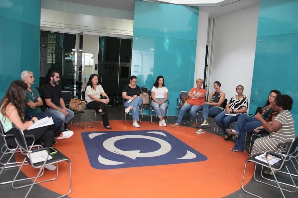 Comitê se reúne para debater 1ª Infância em Santos