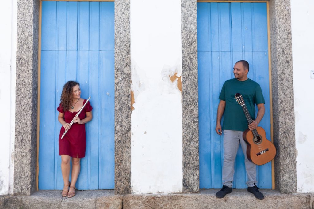 Chorinho no Aquário traz a Santos pela primeira vez o Duo de Choro Cinema Mudo
