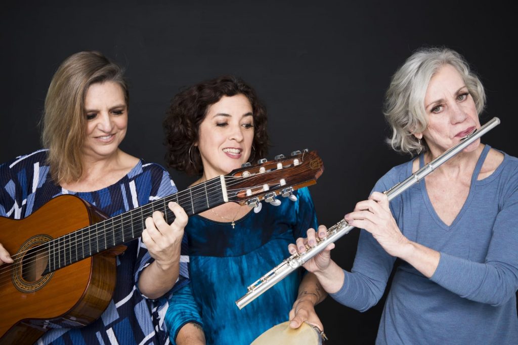 Trio que Chora traz sonoridade diversificada ao Chorinho no Aquário