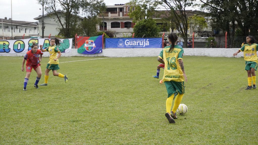 Guarujá é a cidade com mais campos de várzea da Baixada Santista