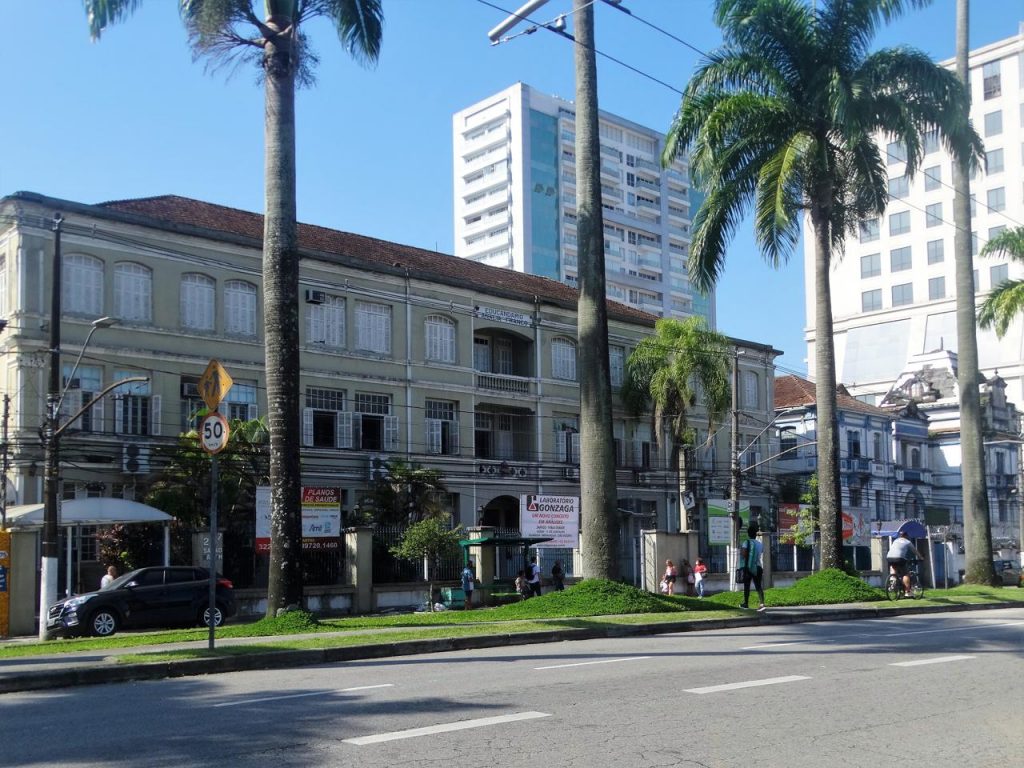 Educandário Anália Franco completa 102 anos nesta sexta-feira