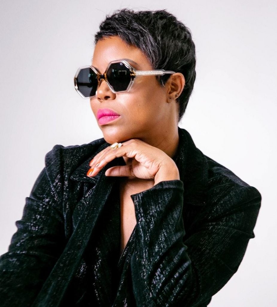 Empresária e médica oftalmologista alertam sobre a importância de lentes