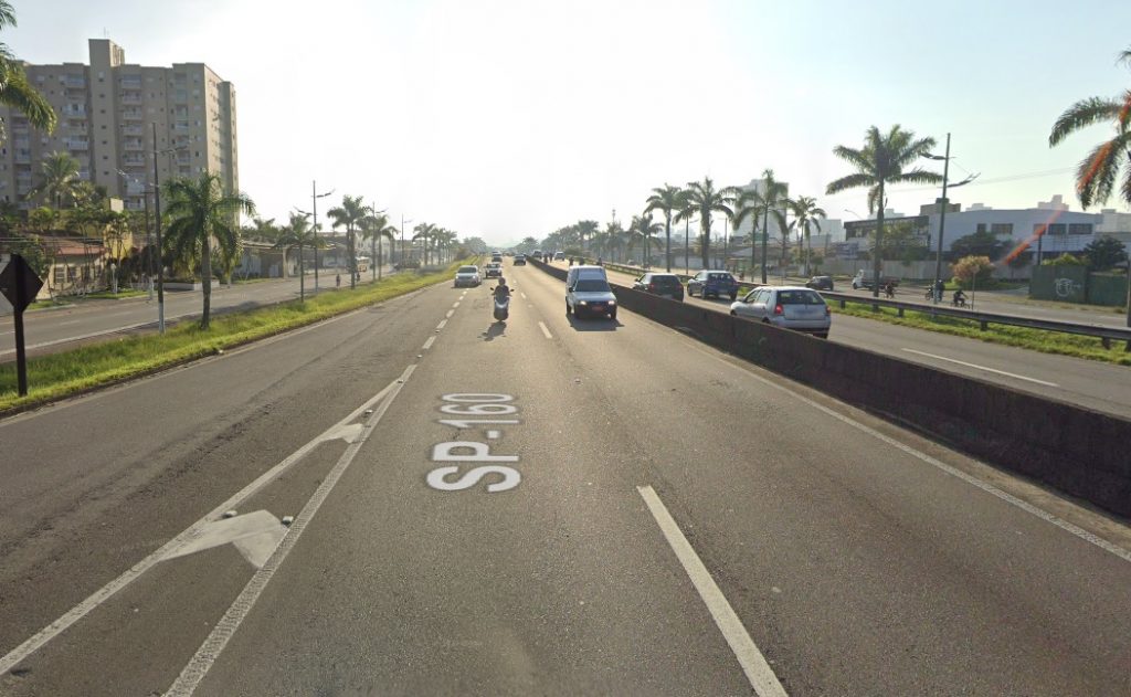 Policial militar sofre acidente de trânsito em Praia Grande