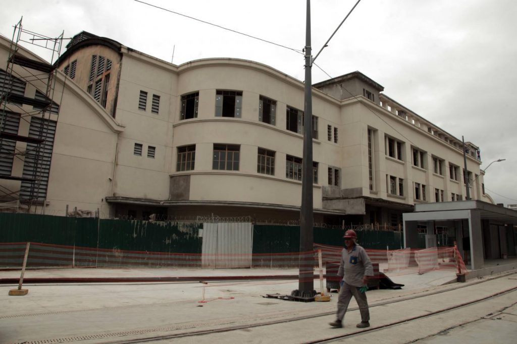 Obras avançam em várias frentes no Novo Mercado Municipal de Santos