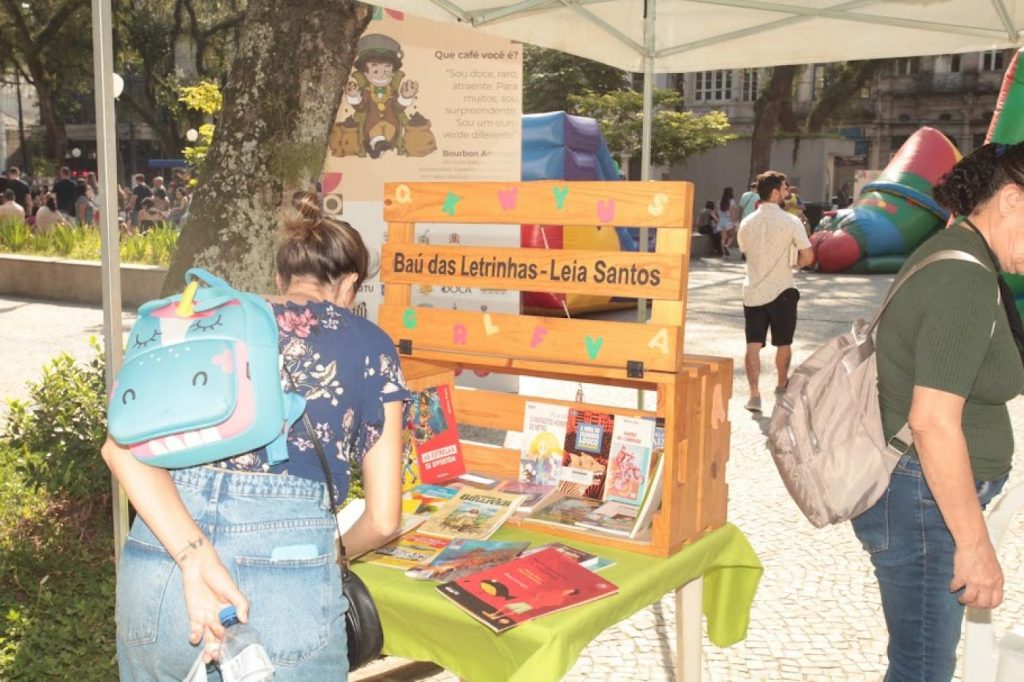 Leia Santos inicia programação de julho no Festival Santos Café