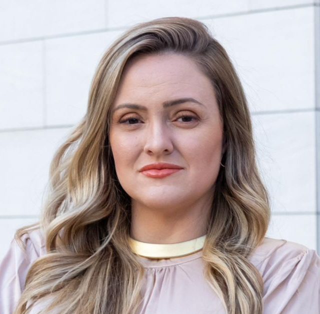 Jacqueline Valadares