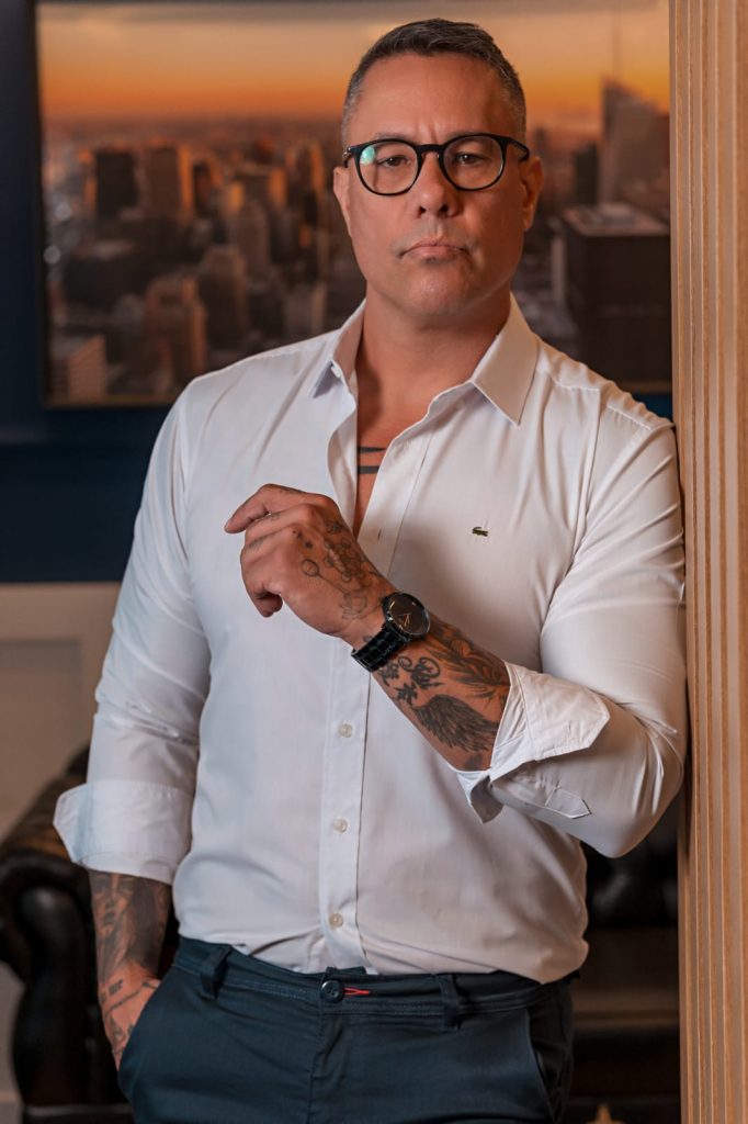 Renato Troglo, especialista em autoconhecimento realiza palestra em Santos