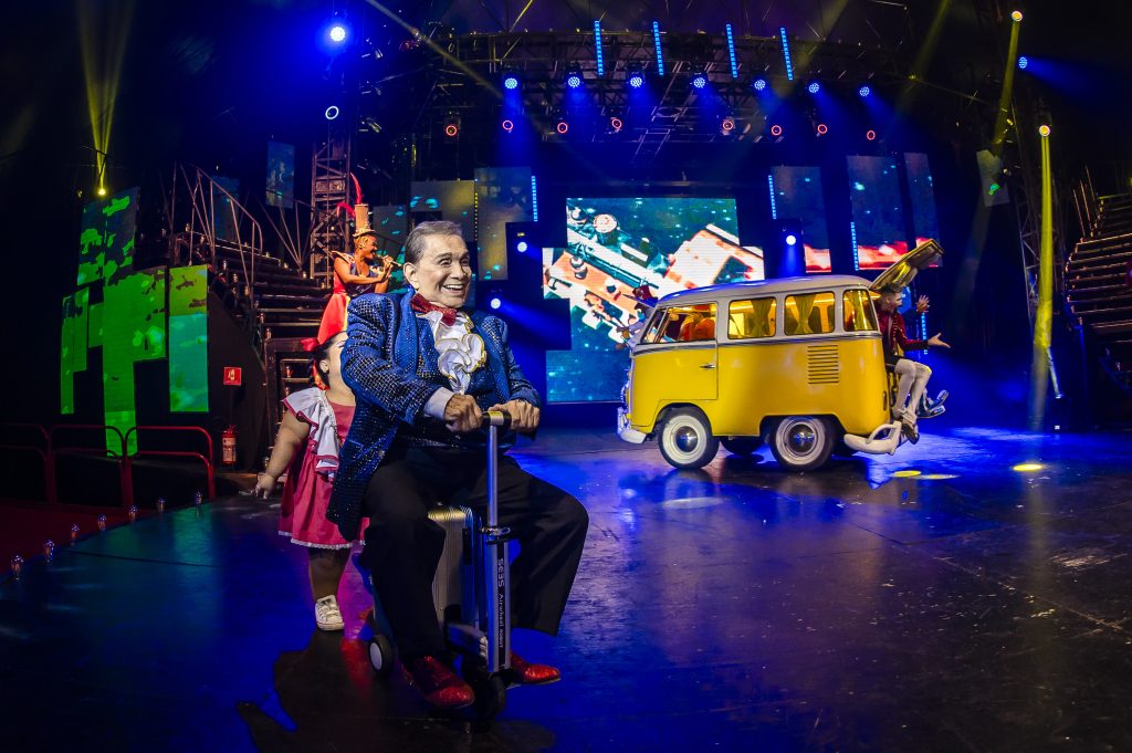 Reder Circus estreia Abracadabra com Dedé Santana e Diego Hypólito