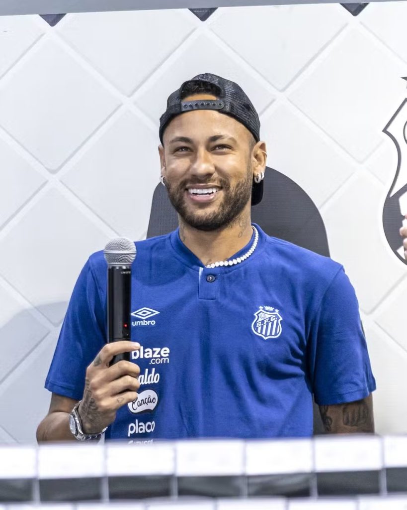 Neymar Jr tem 14 jogos restantes pelo Santos até junho