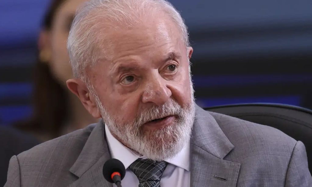 Lula defende discussão abrangente sobre combustíveis fósseis, após COP