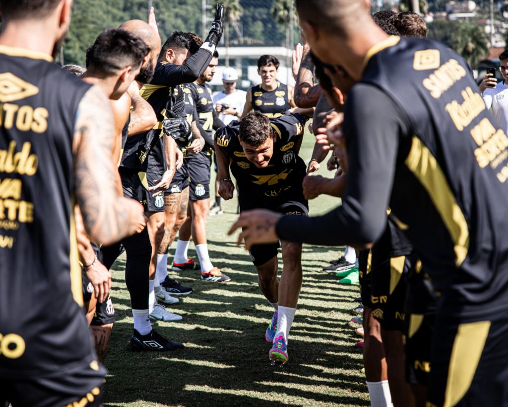 Dois jogadores do Santos FC são convocados para a seleção