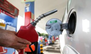 Governo prevê queda de preço se petróleo mantiver cotação