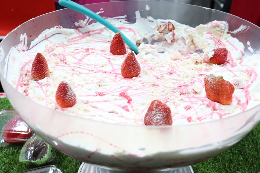 Últimos dias para saborear a Festa do Morango em Itanhaém