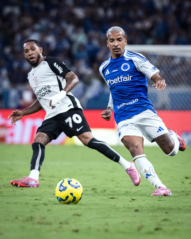 Corinthians e Cruzeiro decidem vaga na final da Copa do Brasil