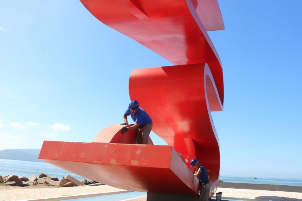 Revitalização de monumento no Novo Quebra-Mar entra na reta final