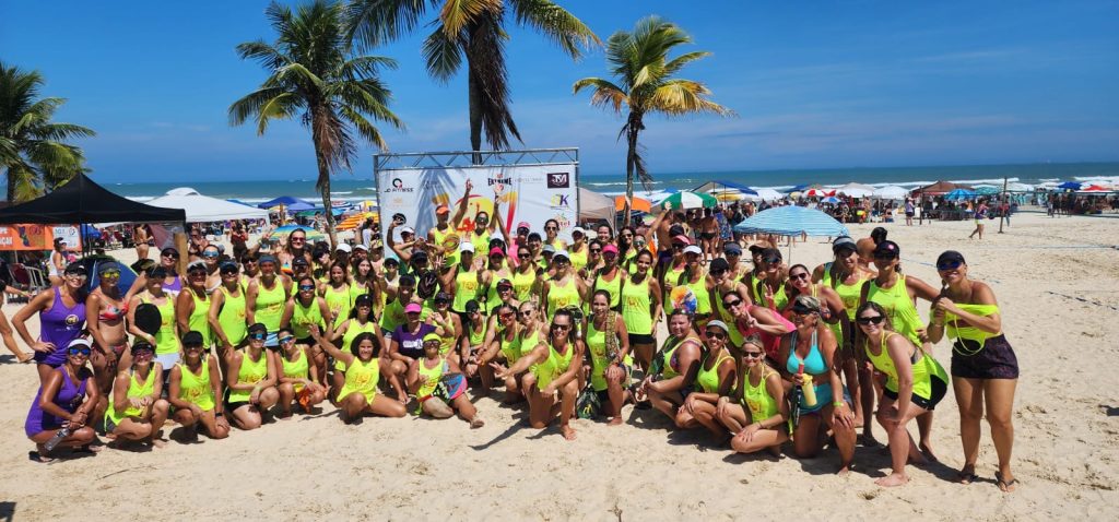 Guarujá recebe maior torneio feminino de beach tennis do mundo