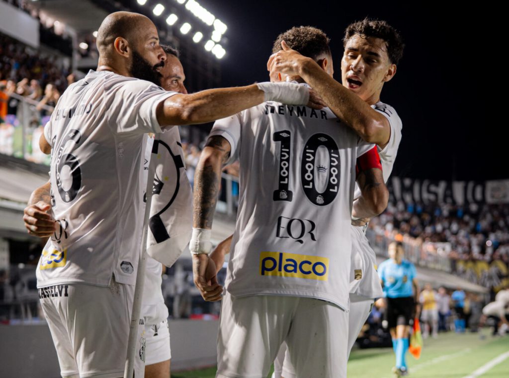 Santos FC tenta primeira vitória como visitante no Brasileirão contra o Mirassol