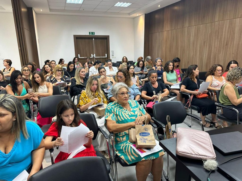 Mulher 360º promove talk show sobre saúde feminina em Santos