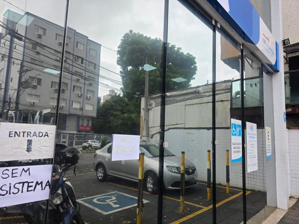 CPFL explica sobre falha no sistema em agência de Santos