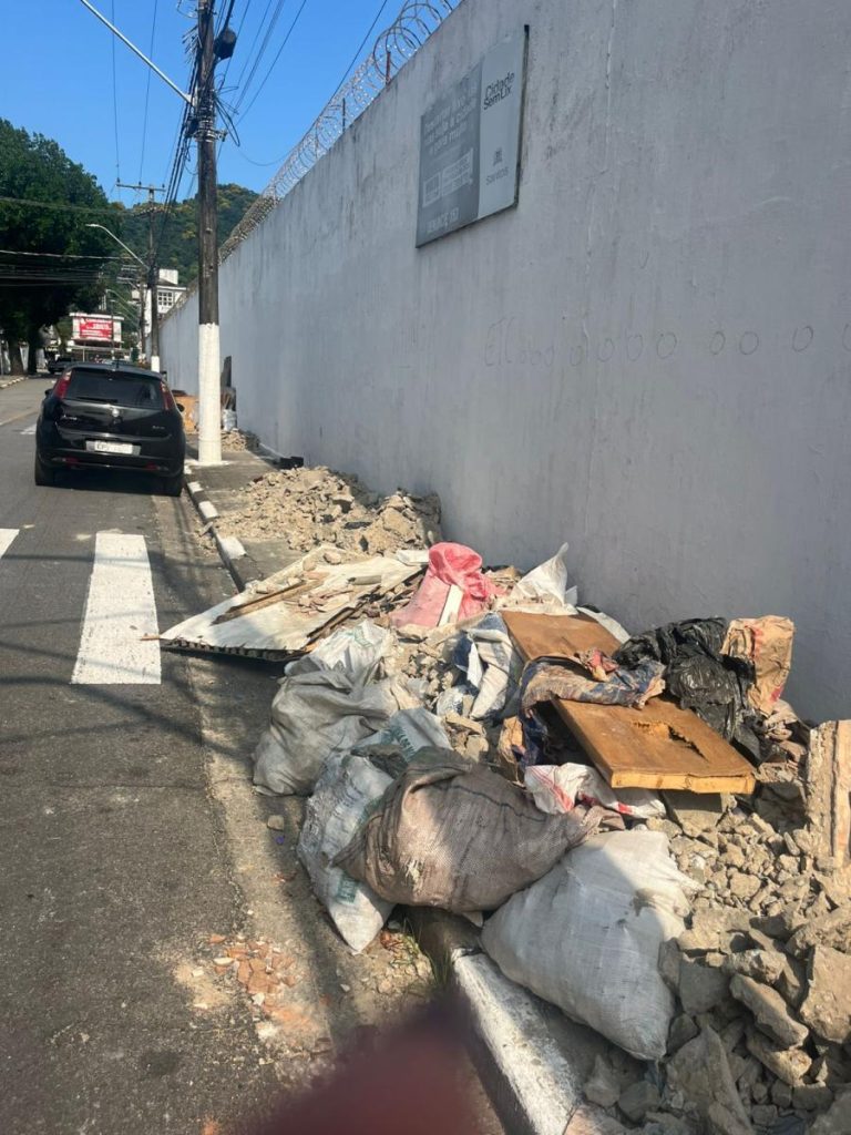 Santos intensifica combate ao descarte irregular no entorno de cemitério