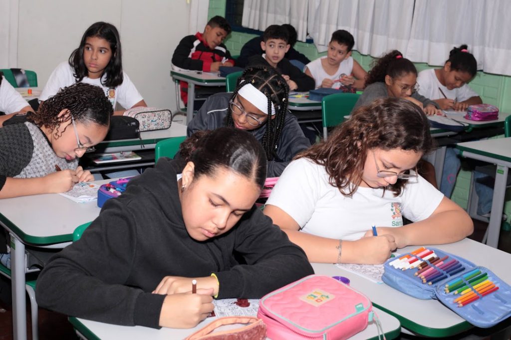 Três escolas municipais de Santos se destacam em prêmio estadual de excelência na educação
