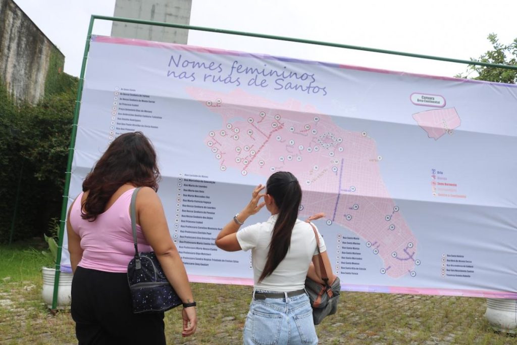 Exposição destaca mulheres que dão nome às ruas de Santos