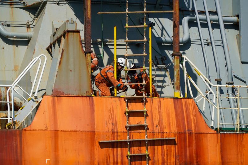 APS e Cenep capacitam jovens para o setor portuário e ofertam bolsa de R$ 1 mil