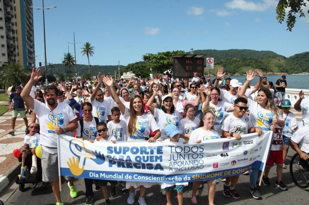 Parada de Conscientização da Síndrome de Down reúne programação inclusiva em Santos neste sábado (28)