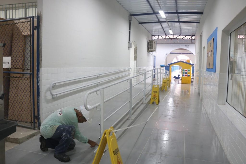 Escola Leonor Mendes de Barros, em Santos, é modernizada e ampliada