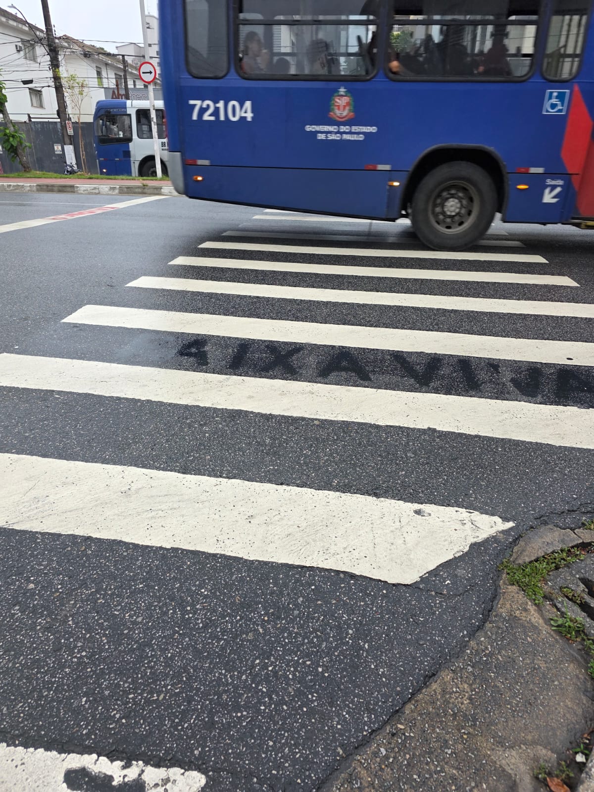 Faixas que deveriam salvas vidas não estão sendo suficientes para alcançar o objetivo. Foto: Nando Santos